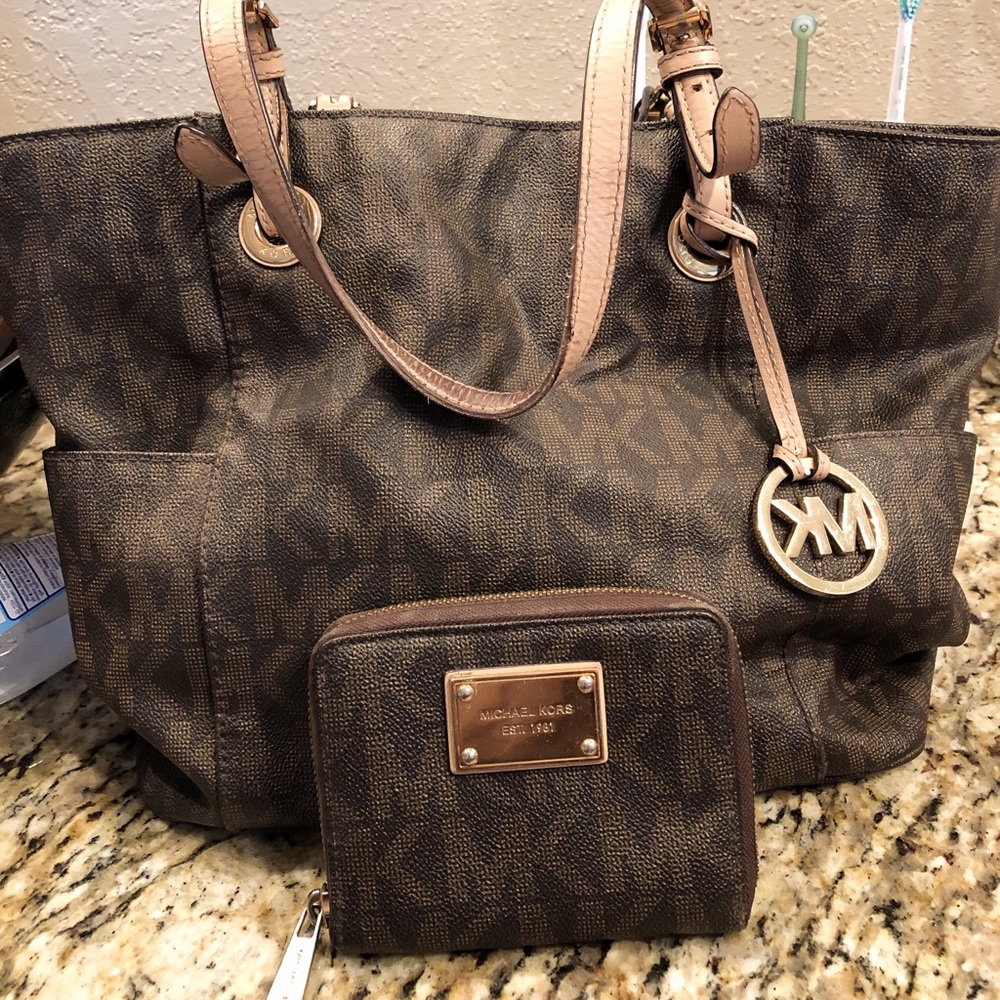 Michael Kors Logo Purse w/ matching wallet